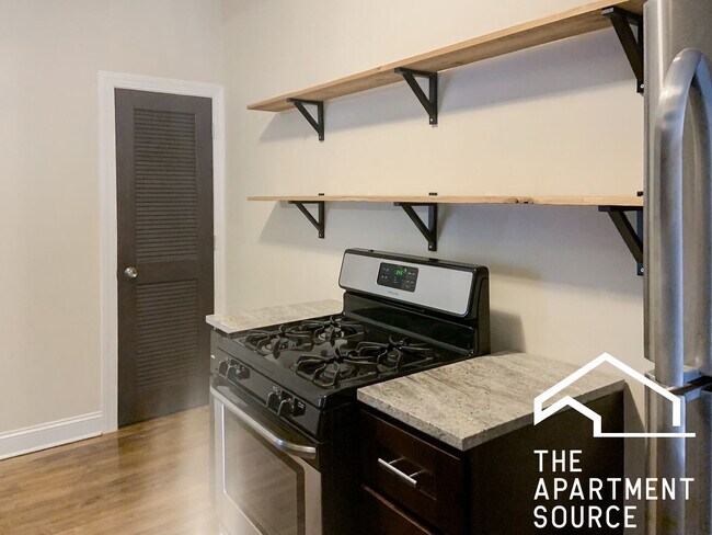 857 W Cornelia Ave unit 3S, Chicago, IL 60657 - photo 3