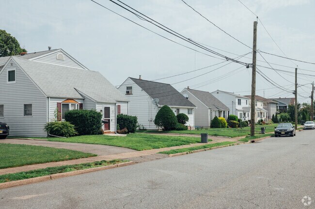 Cape Cods are one of the main style of houses in Elmwood Park, NJ.