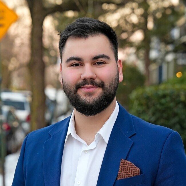 Agent Photo