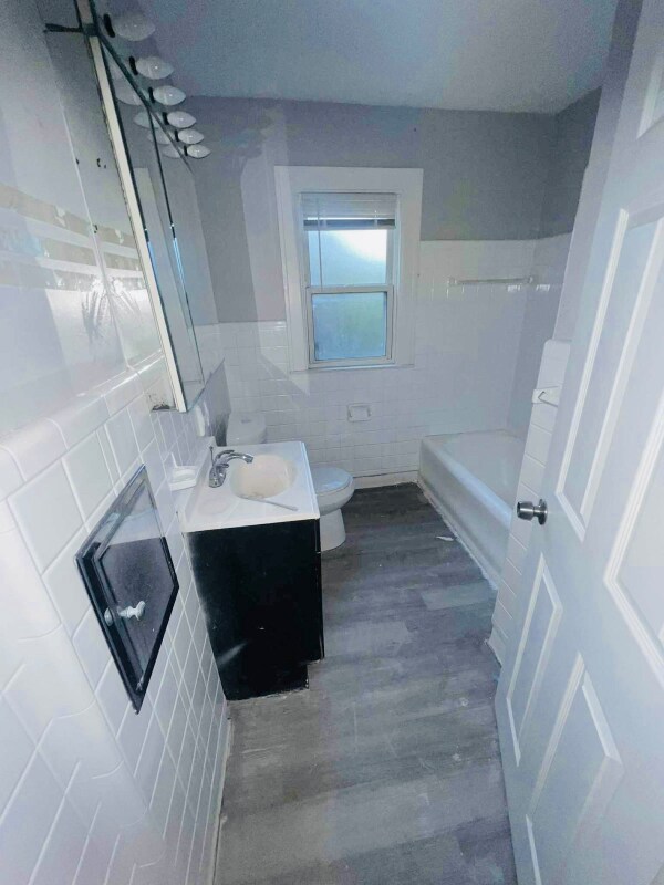 13934 Montrose St, Detroit, MI 48227 - photo 4