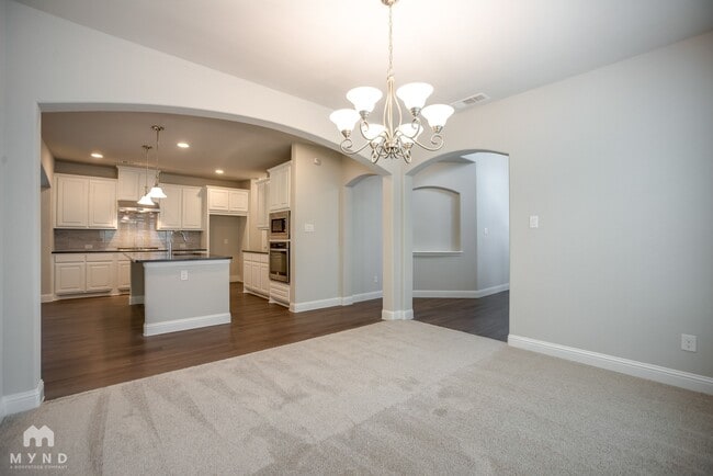 3308 Damsel Sauvage Ln, Lewisville, TX 75056 - photo 2