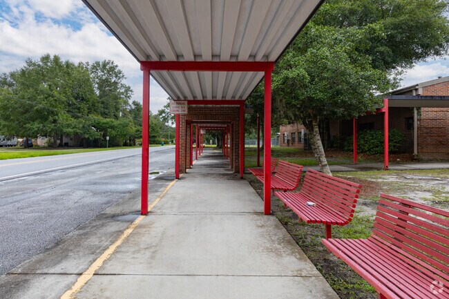 Bloomingdale Elementary School is a public school located in Bloomingdale Georgia.