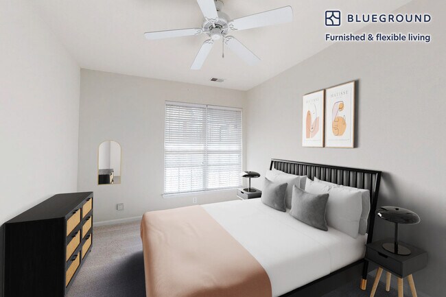 14240 Alta Oaks Dr unit FL3-ID8536A, Rockville, MD 20850 - photo 6