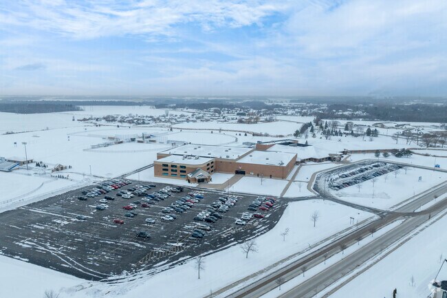 Wrightstown High School  has 401 students.