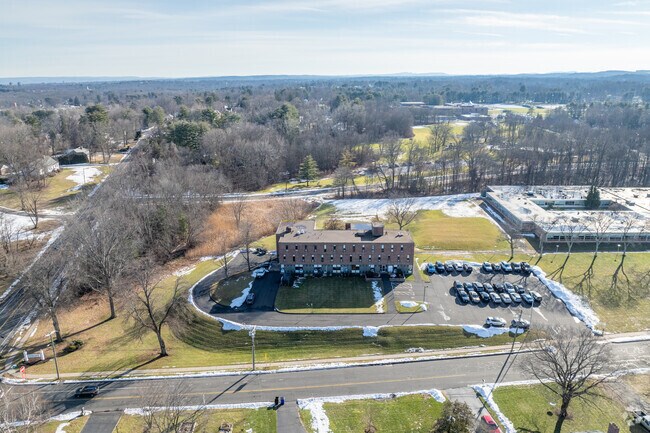 Ben Bronz Academy, has 17 full time teachers.