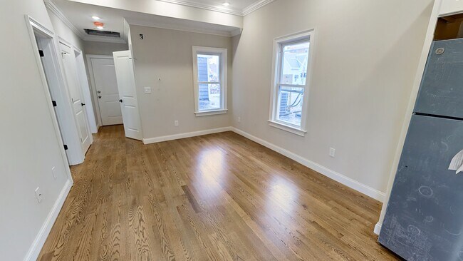 76 Cross St unit 2, Somerville, MA 02145 - photo 6