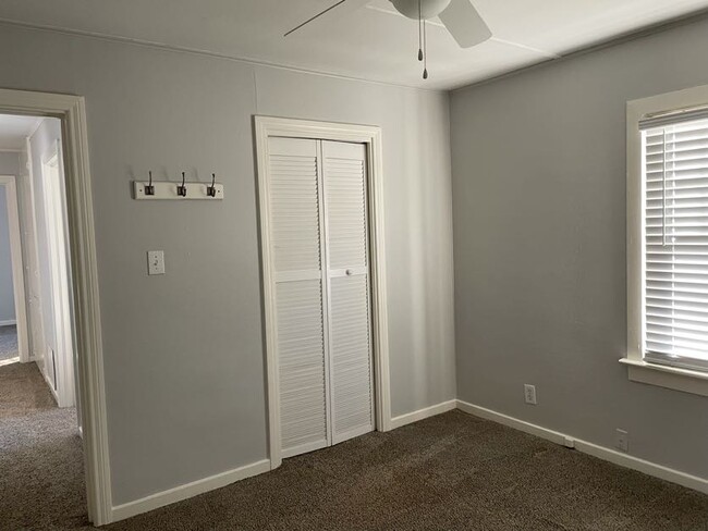 415 W Campground Rd, Evansville, ID 47710 - photo 3