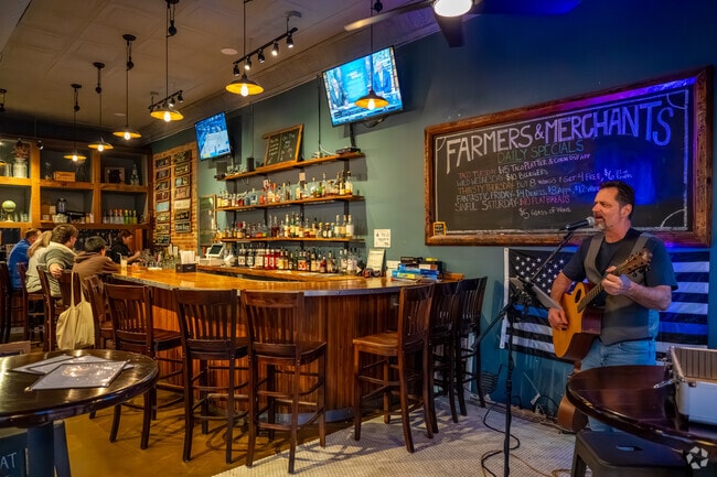 Wendell's Farmers & Merchants features live music like Kevin Kelly on weekend evenings.