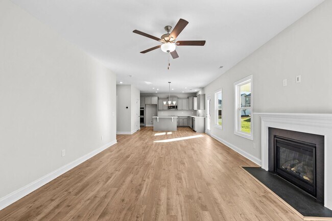 494 Pinnacle Ct, Raeford, NC 28376 - photo 2