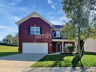 2018 Fiona Way, Spring Hill, TN 37174