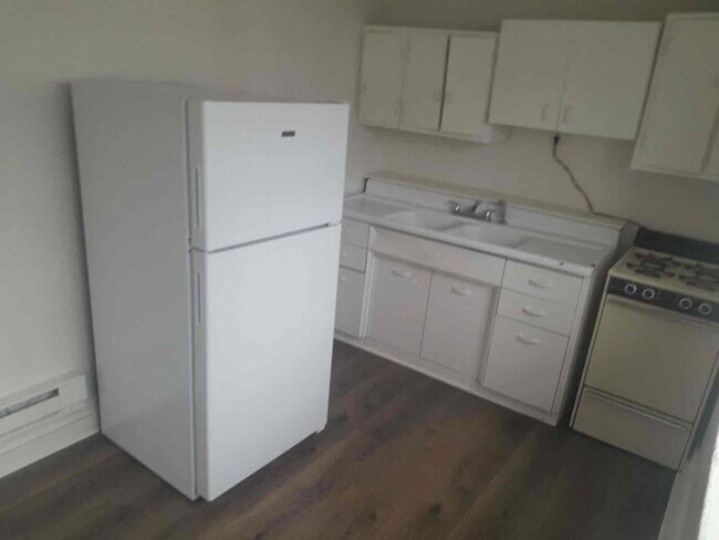 120 Badger Ave unit 1, Endicott, NY 13760 - photo 4