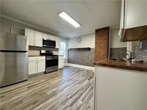 1048 Monroe Ave, Rochester, NY 14620