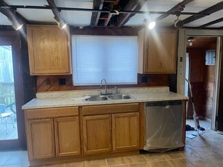 19 Alton Bradford Rd, Hopkinton, RI 02808