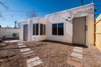 221 Girard Blvd SE Unit Casita, Albuquerque, NM 87106