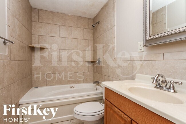 11417 Stoeppelwerth Dr, Indianapolis, IN 46229 - photo 7