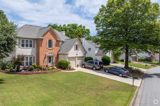 Wellington features timeless architecture and a strong sense of community in a serene, residential setting.