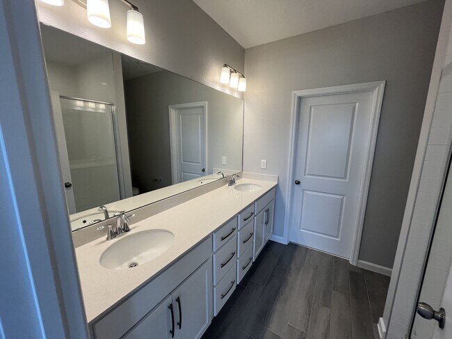 1356 Lumpini St, Saint Cloud, FL 34771 - photo 4