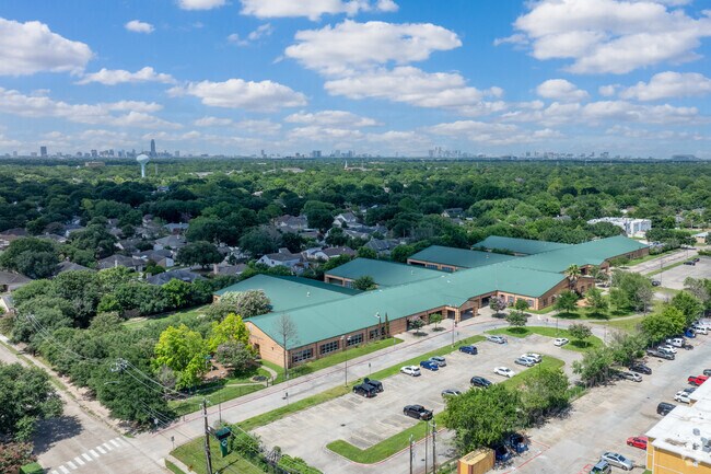 Explore Tinsley Elementary School's layout with an aerial view of the campus.