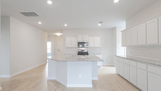 105 Bermuda Place, Boyd, TX 76023 - photo 3