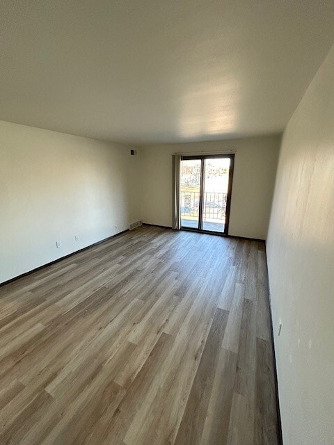 9401 W Calumet Rd, Milwaukee, WI 53224 - photo 3