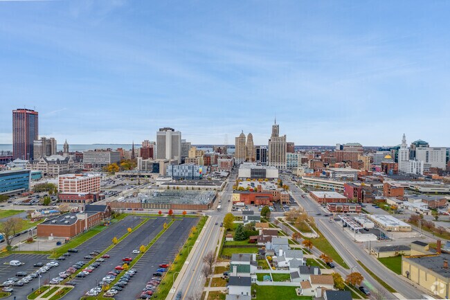 Residents choose Willert Park for its proximity to Downtown Buffalo.