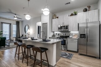 2781 N Carroll Ave, Dallas, TX 75204