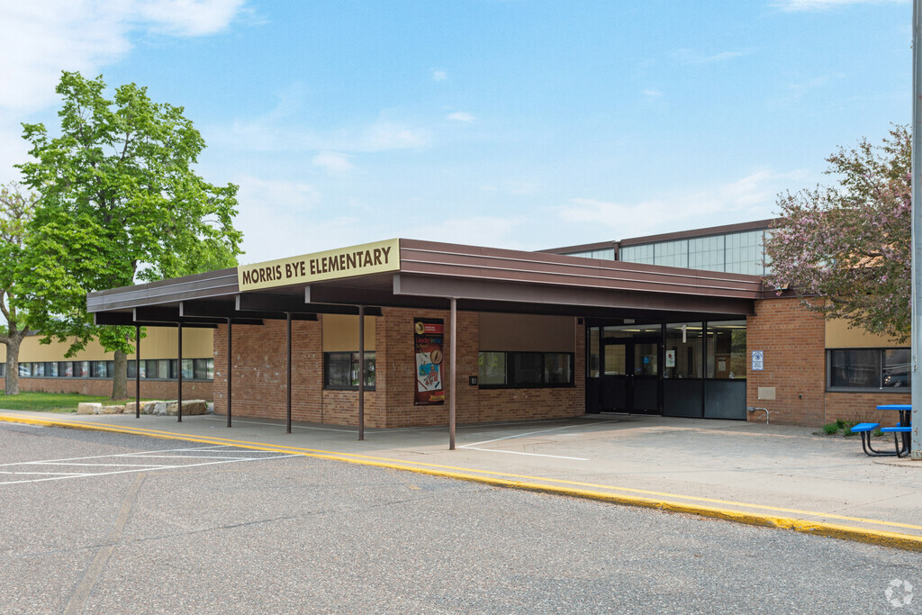 Morris Bye Elementary School, Coon Rapids MN Rankings & Reviews - Homes.com