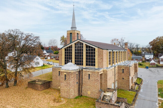 The Mark Twain neighborhood has a variety of faiths represented amognst its old Churches.