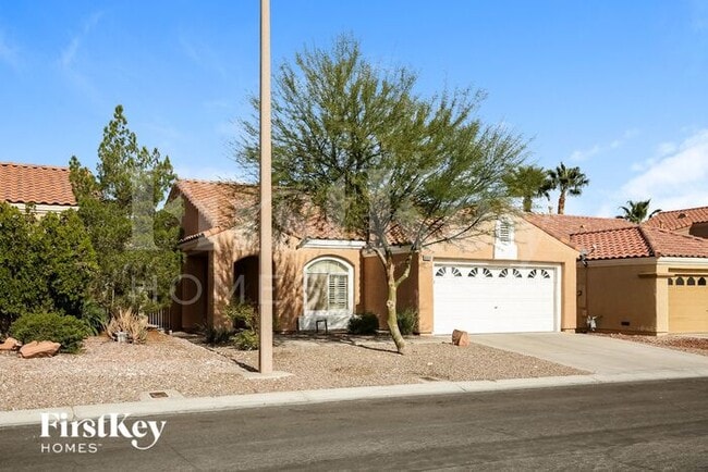 8004 Verde Springs Dr, Las Vegas, NV 89128 - photo 2