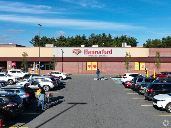 Hannaford is the main grocery store near Shapleigh.