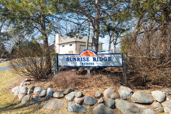 On the western side of Wonder Lake, Sunrise Ridge sits between the town’s parks.