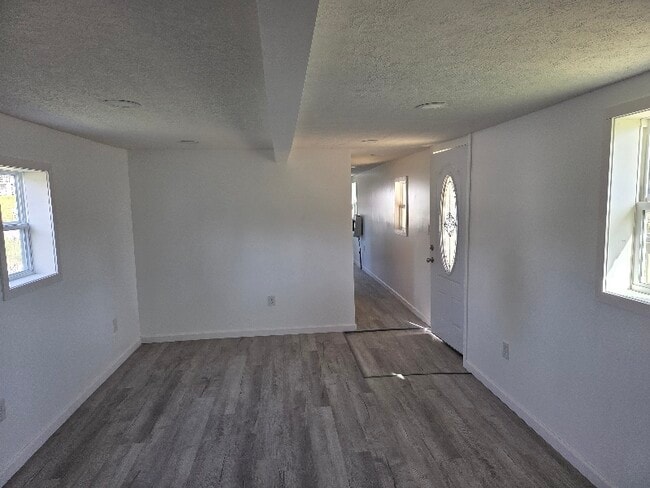 304 Townsend Dr, Summersville, WV 26651 - photo 5