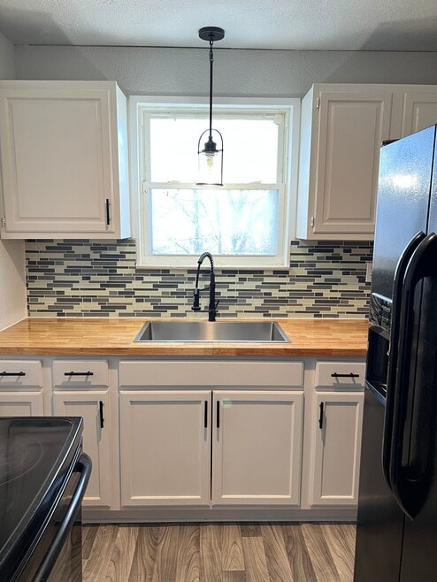 404 Linden Cir unit 3, Huntington, WV 25705 - photo 1