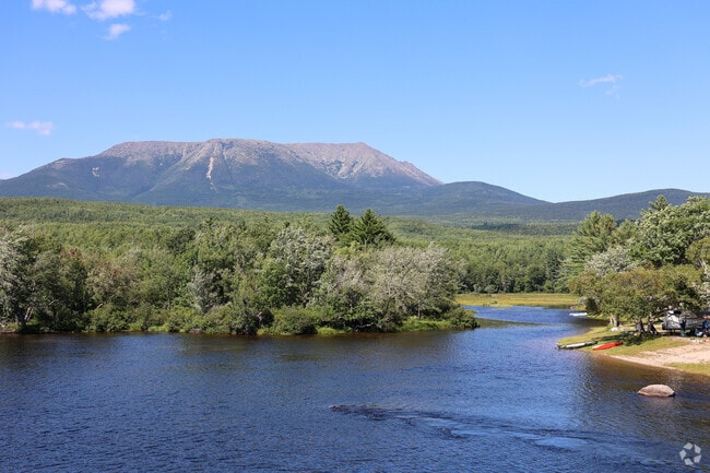 Patten is close to Baxter Park with senic views of Mount Katahdin.