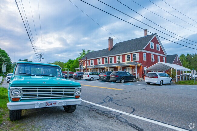 The Bull Run Restaurant is the go-to choice for the majority of Shirley locals.