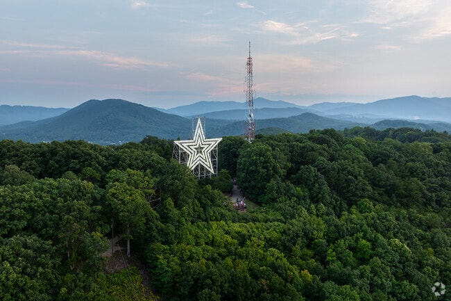 The Roanoke Star is an iconic location for locals and tourists at Mill Mountain Park.