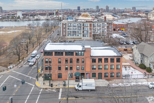 Explore the Cold Spring School at 263 Chapel St, New Haven, CT 06513.