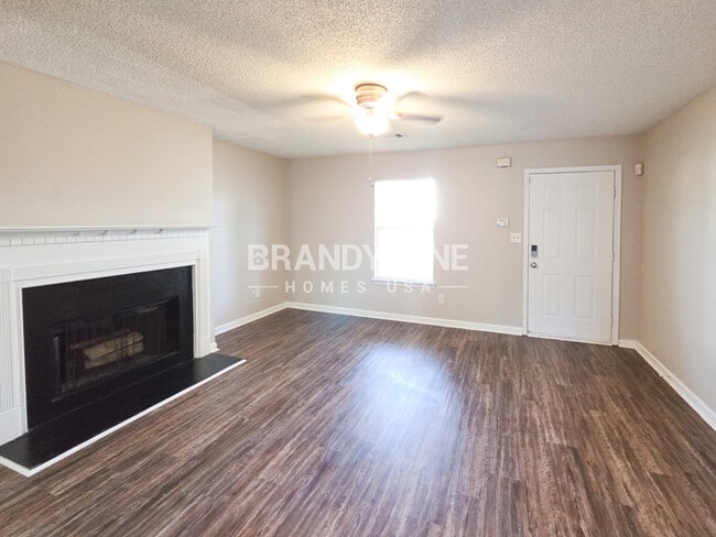 6747 Saganaw Dr, Rex, GA 30273 - photo 3