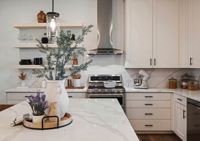 1908 Greenbrier Ct unit 36489798, Rosenberg, TX 77471 - photo 5