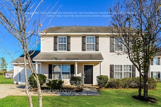 402 Glencroft Dr, Wingate, NC 28174