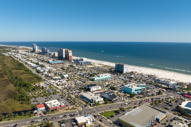 Spanish Fort is an option for those seeking beach access without living too far from Mobile.