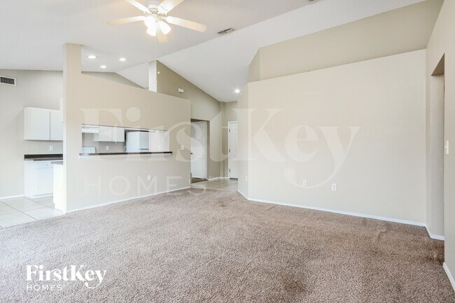 122 Brandy Chase Blvd, Winter Haven, FL 33880 - photo 4