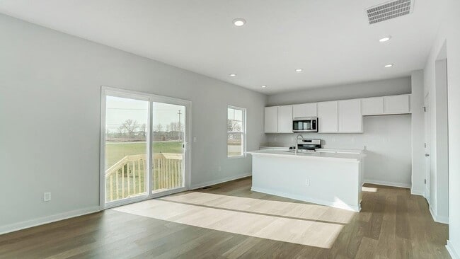 2804 Piatt Crest Dr, Delaware, OH 43015 - photo 4