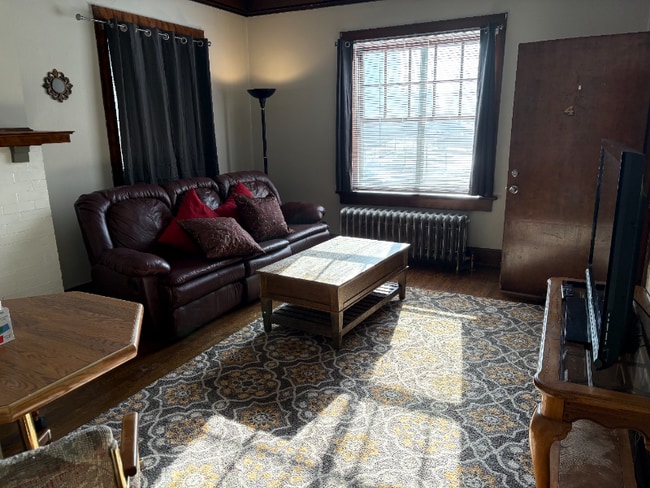 4816 Chicago St unit 4, Omaha, NE 68132 - photo 3