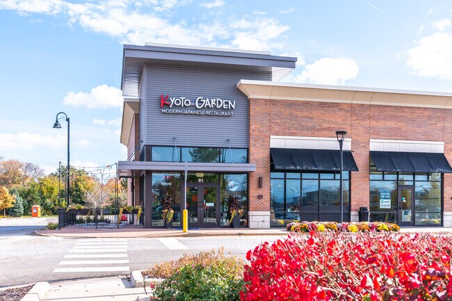 Residents of Golf can head over to Kyoto Garden Modern Japanese Restaurant for sushi.