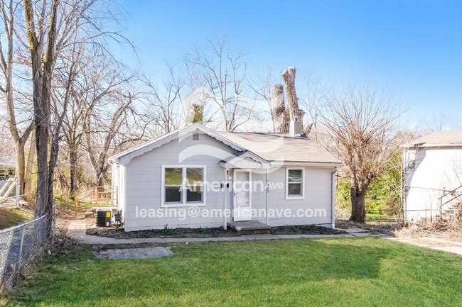 4523 Curtis Ave, Omaha, NE 68104 - photo 2
