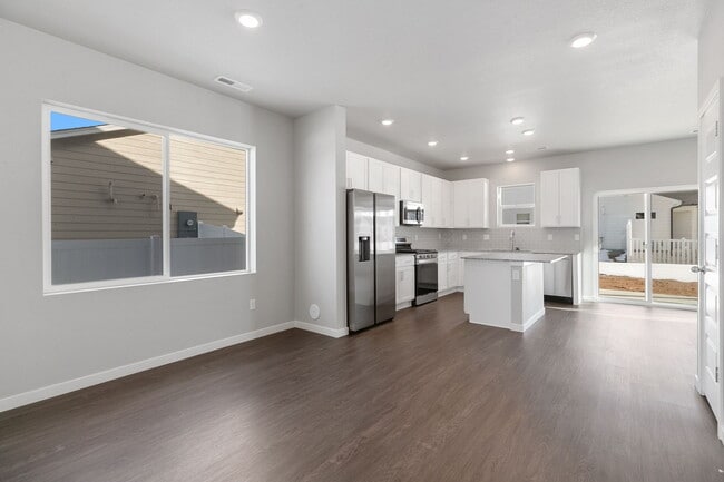 3901 Lake Clark St, Evans, CO 80620 - photo 4