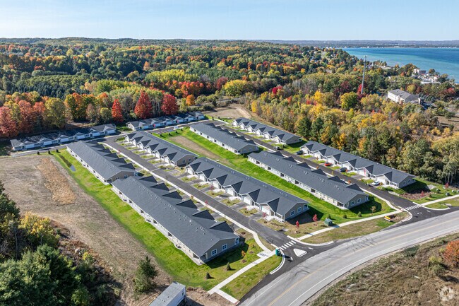 The Flats of Acme Village, Williamsburg, MI 49690 - photo 2