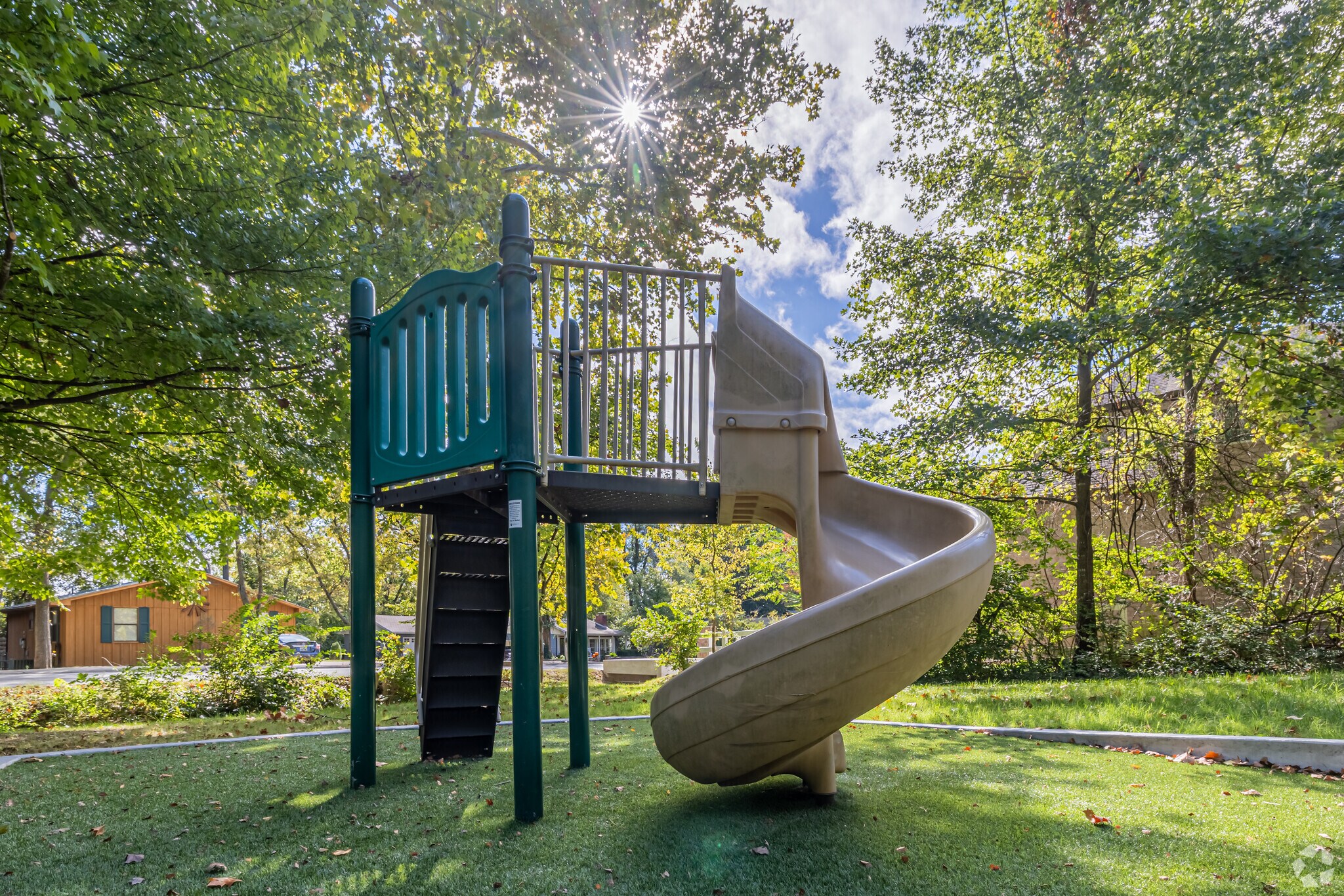 About Downtown Fayetteville | Schools, Demographics, Things to Do