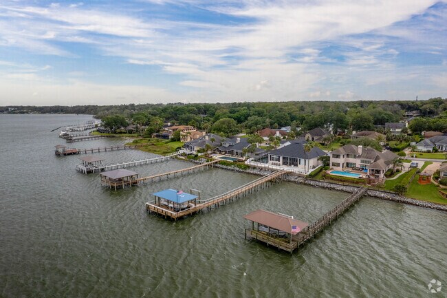 Gilmore-Beacon Hills has delightful riverfront homes.